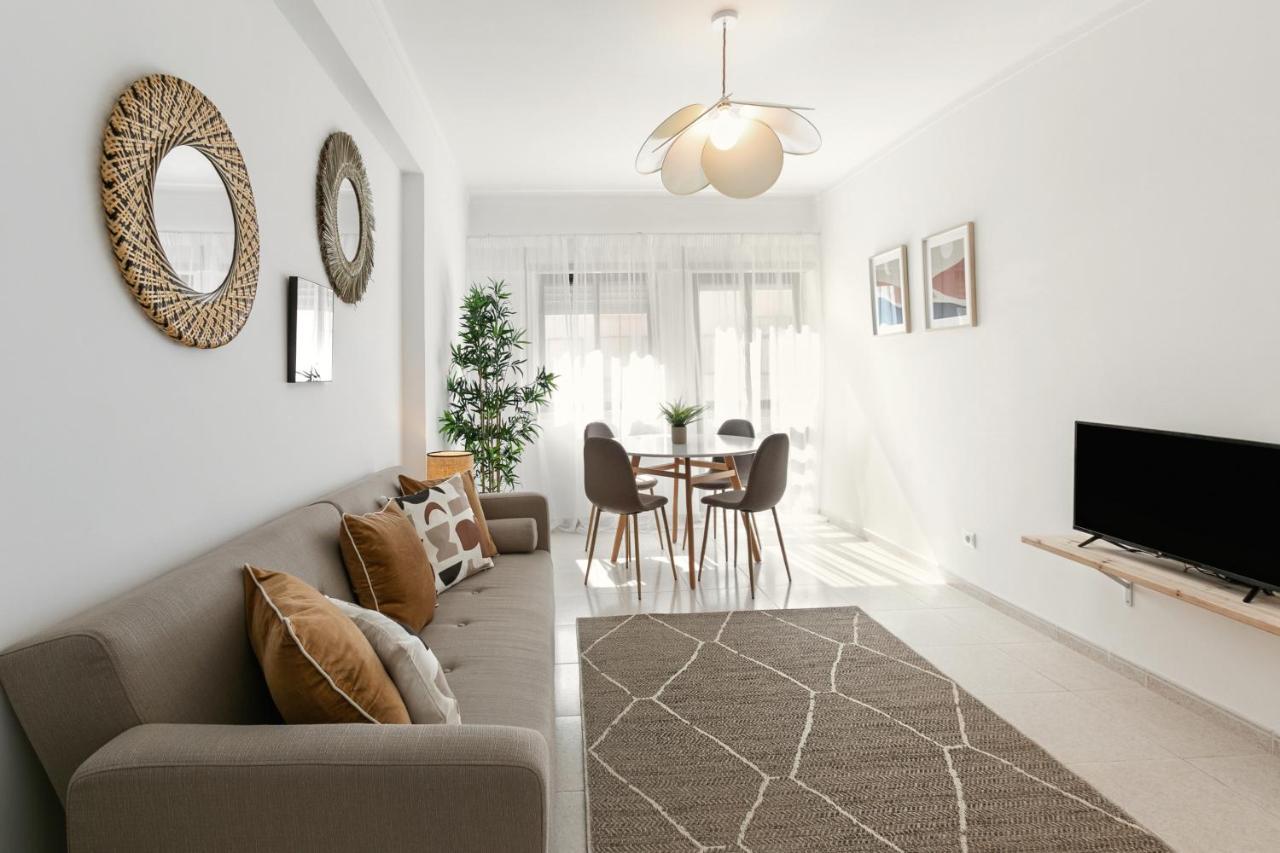 Peniche Coastal Escape Apartment Luaran gambar